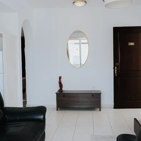 Apartmán Sunny 2br With Pool